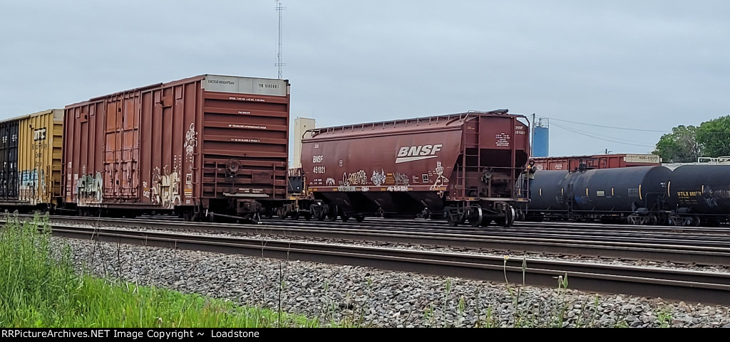 BNSF 451021 TR 150008